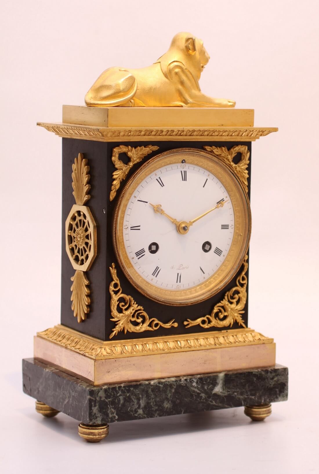 French ormolu bronze marble mantel clock lion 1800