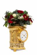 French-gilt-bronze-ormolu-urn-mantel-antique-clock-Empire