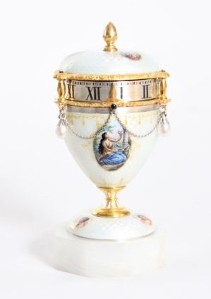 Miniature-Swiss-silver-guilloche-translucent-enamel-cercle-tournant-annular-urn-travel-antique-clock