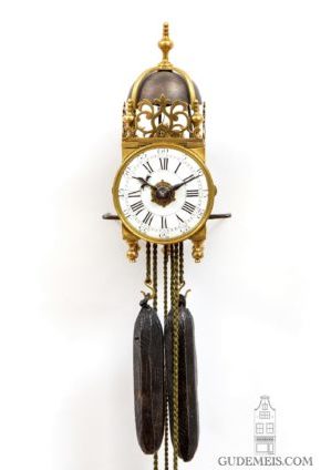 Miniature-French-Louis XV-brass-lantern-clock-striking-alarm-antique-clock-