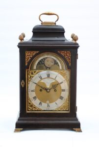 english-table-clock-dutch-market