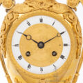 French-Empire-ormolu-gilt-bronze-striking-antique-urn-mantel-clock-aux Tetes-de-guerriers-