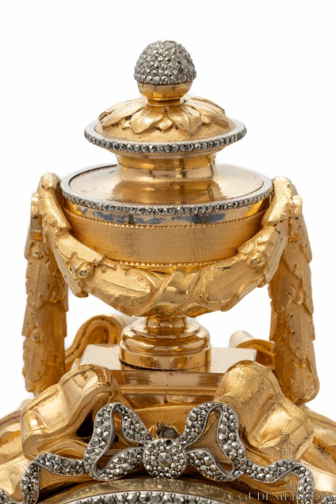 French-LouisXVI-Saintgermain-ormolu-gilt-bronze-marcasite-sculptural-lion-mantel-clock-glass-dial-