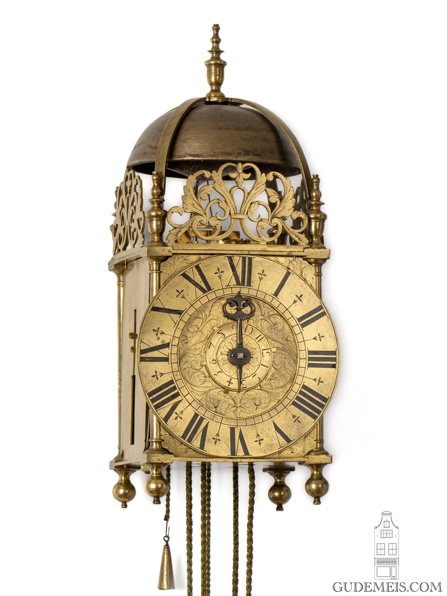 brass-English-engraved-lantern-clock-striking-alarm-central-pendulum-wing-lantern-clock-